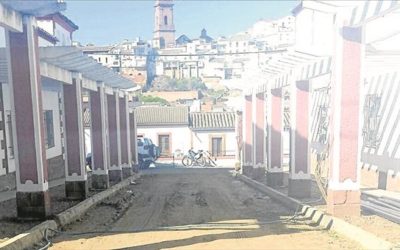 La Barriada de la Paz y calle Calvario, en obras