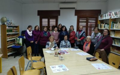 Inicio del Curso de Manualidades: Adornos Navideños